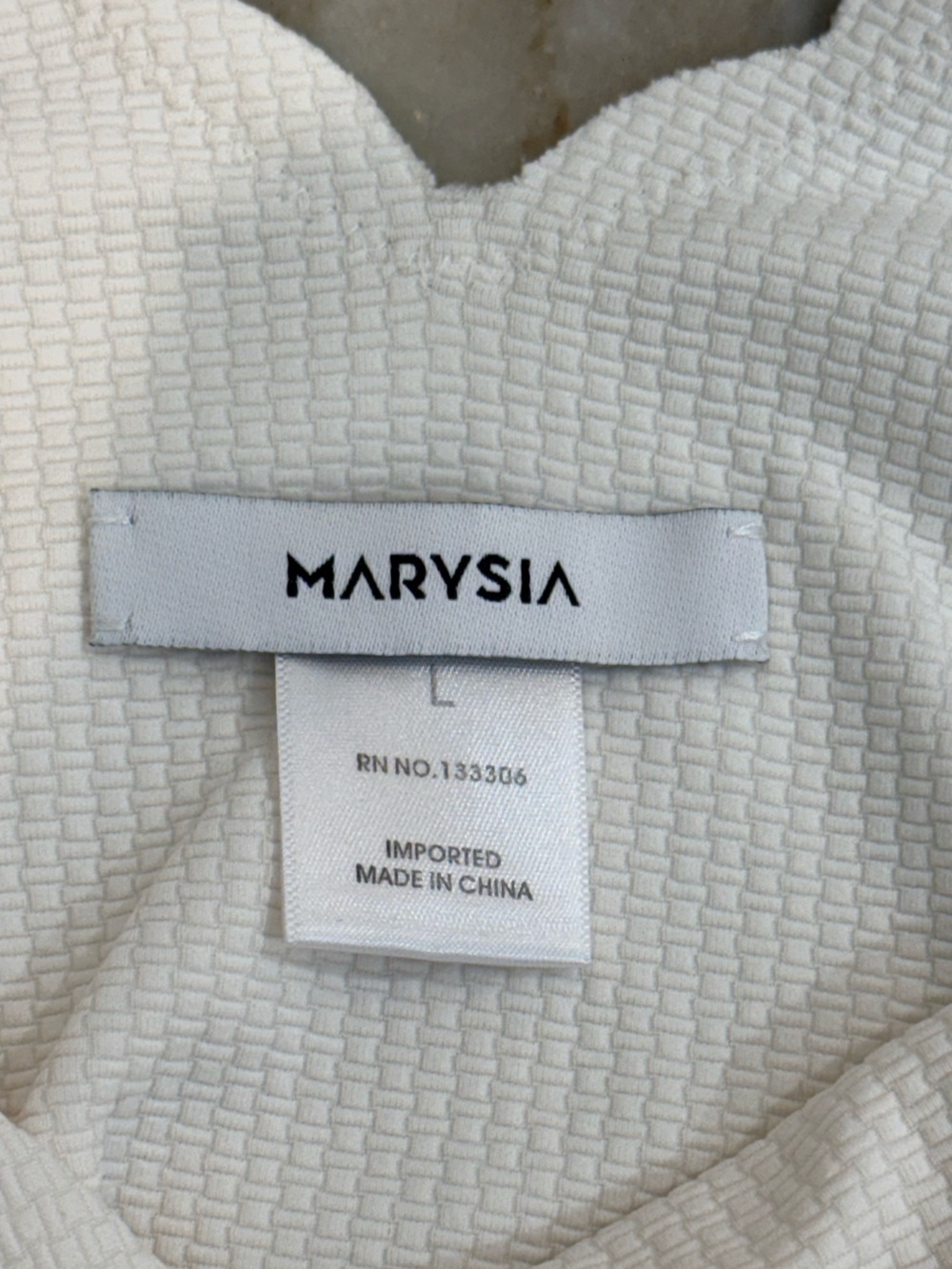 Women’s MARYSIA Swim Scalloped cream one piece swimsuit- Size Large - Picture 3 of 6